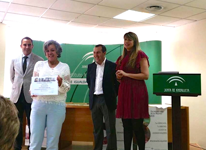 Mariló recibe el reconocimiento «Pionera de la Igualdad en Málaga»